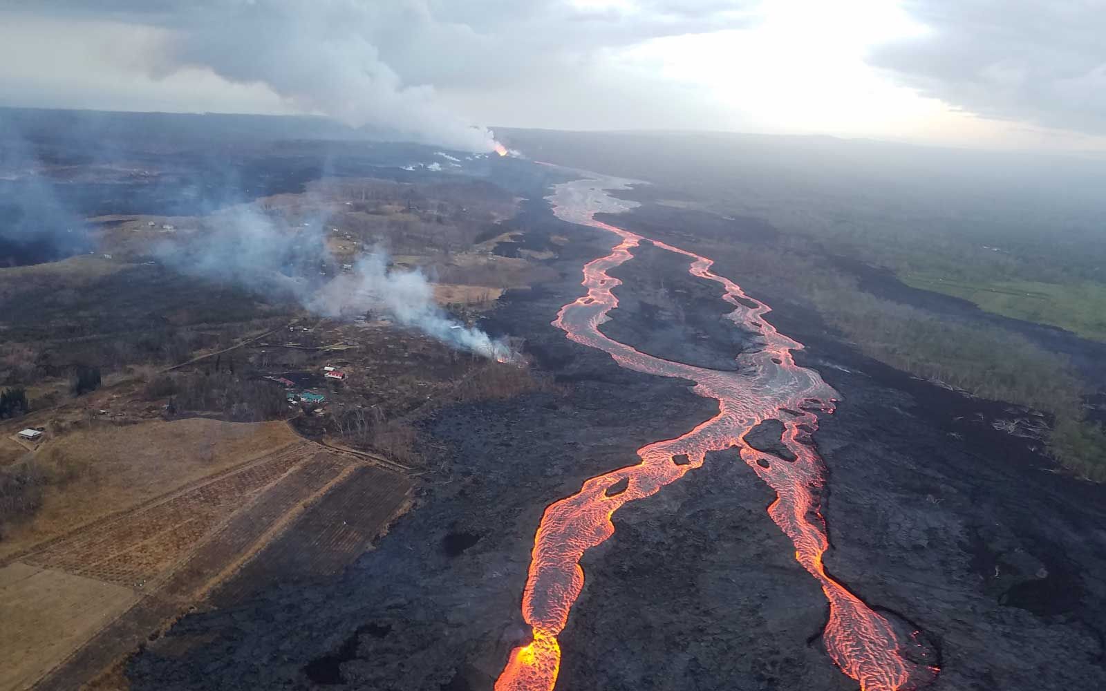Gesetze fließen aus der Kilauea-Eruption