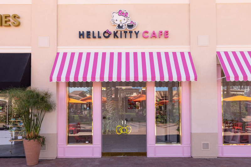   Gran Café Irvine de Hello Kitty